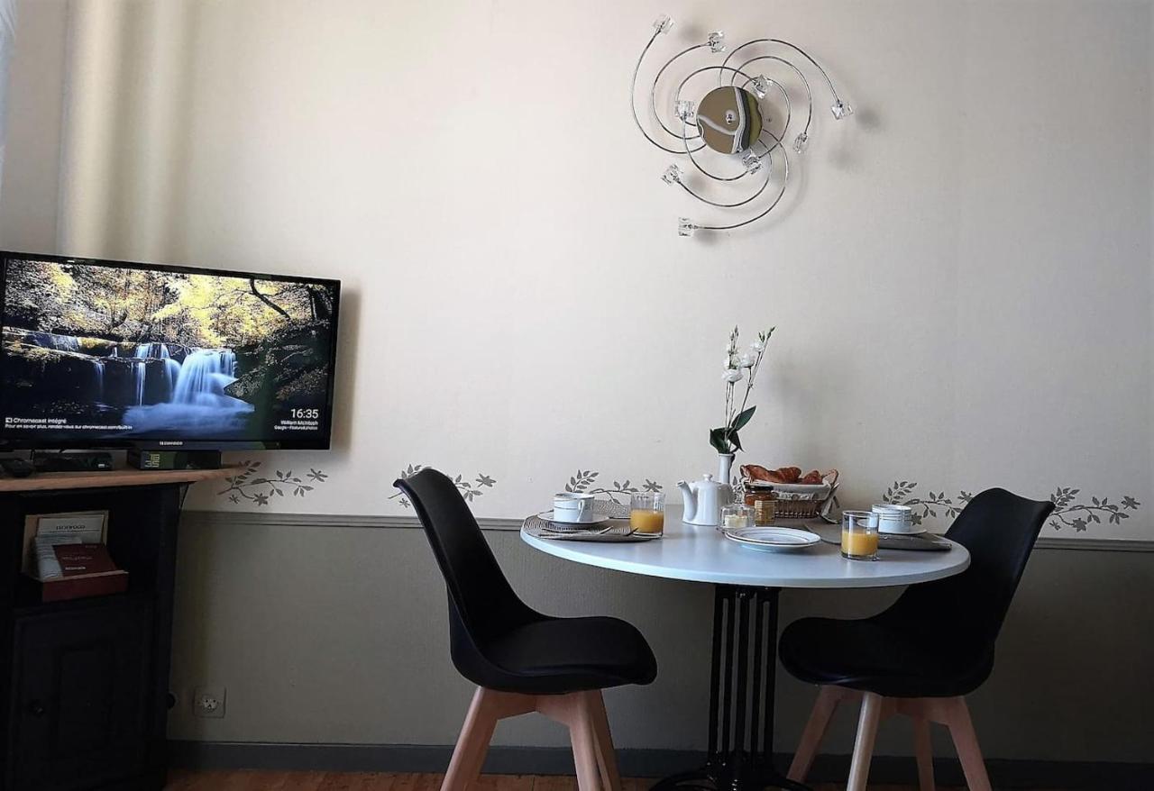 Orval Et Sens - Le Rayon Vert Studio Orvault Exteriör bild